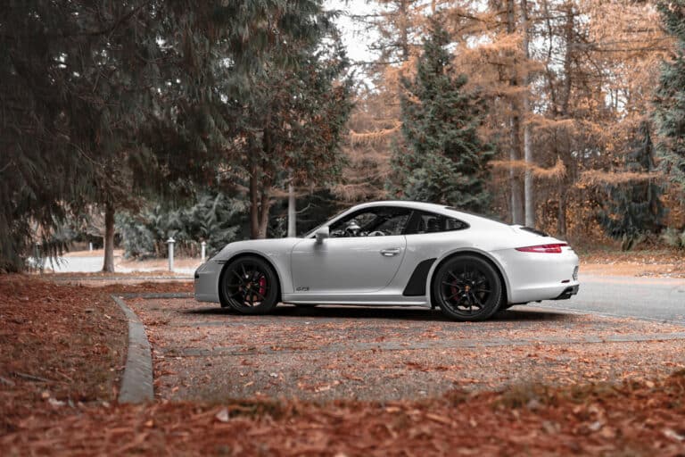 Porsche 911 Carrera 4 GTS PDK 3